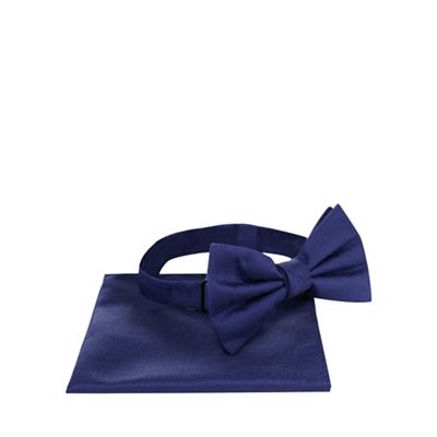 Navy bow tie and pocket set